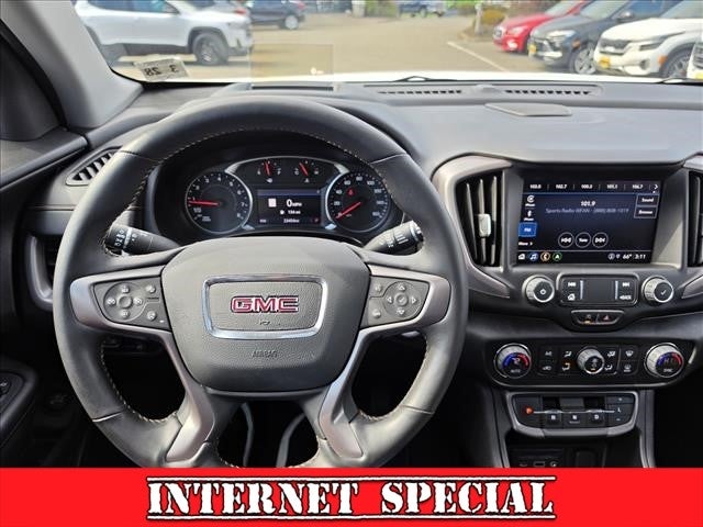 2022 GMC Terrain AT4