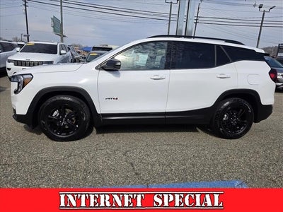 2022 GMC Terrain AT4