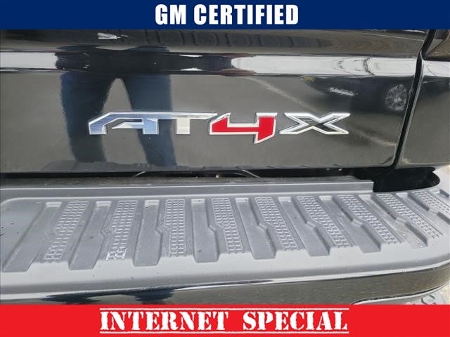 2025 GMC Sierra 1500 AT4X