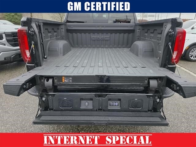 2025 GMC Sierra 1500 AT4X