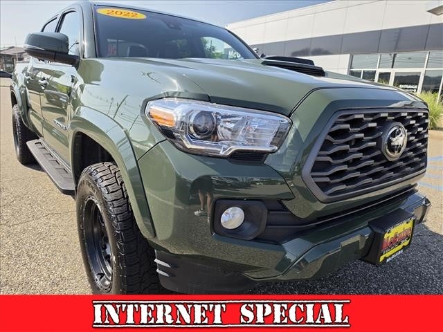 2022 Toyota Tacoma TRD Sport