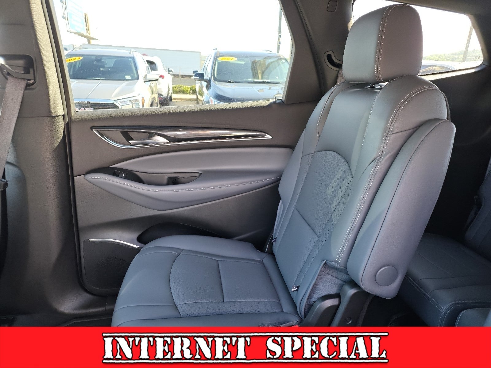 2024 Buick Enclave Essence