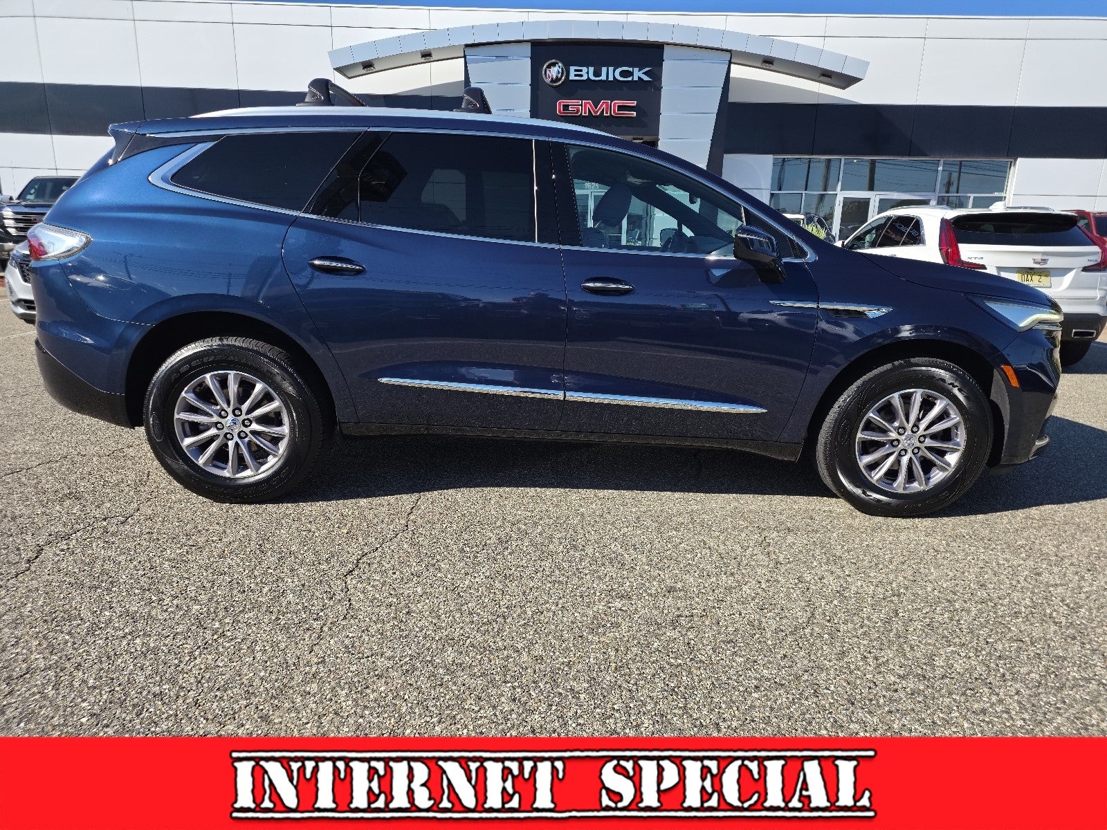 2024 Buick Enclave Essence