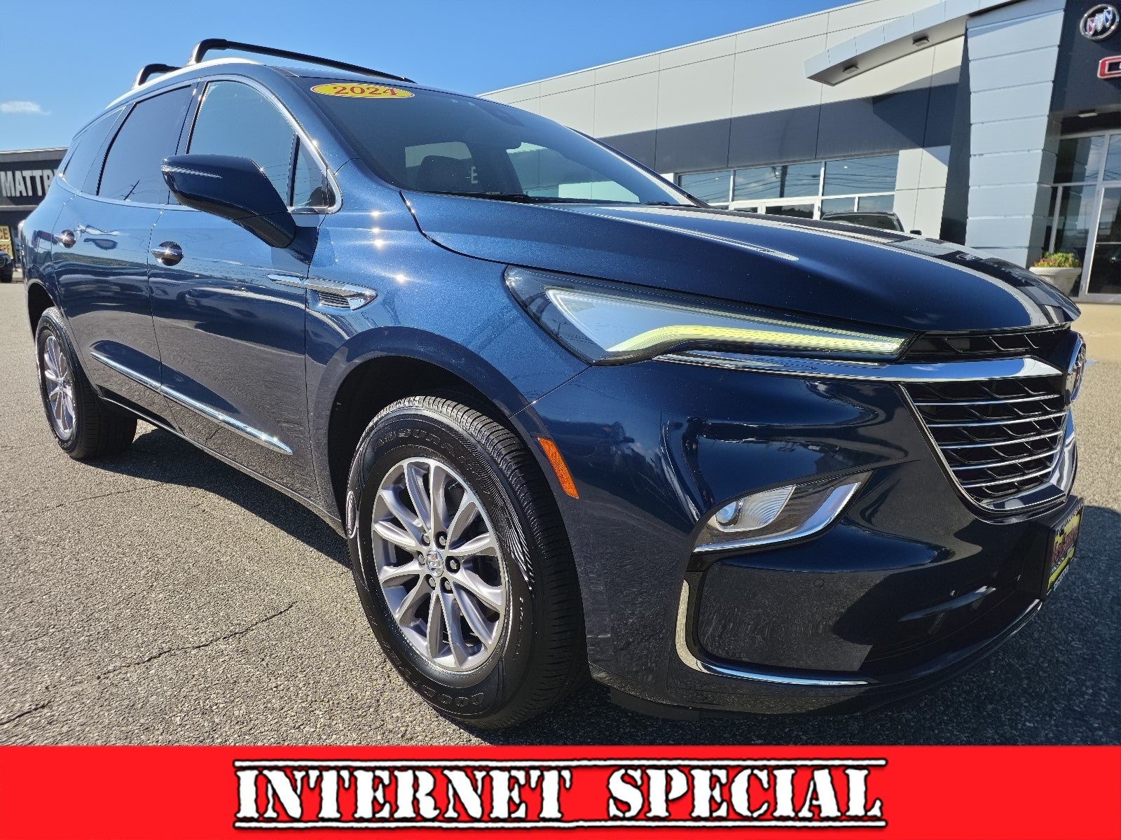 2024 Buick Enclave Essence
