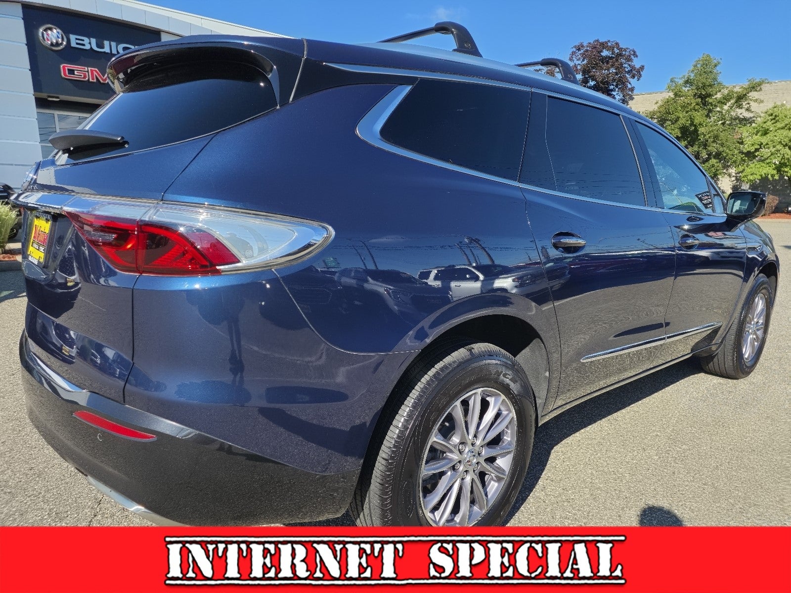 2024 Buick Enclave Essence