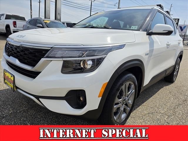2022 Kia Seltos S